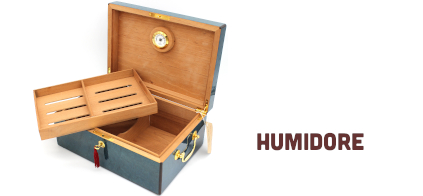 Humidor grün blau lackiert offen