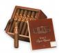 Preview: Oliva Serie V Double Robusto Kiste aus Holz mit goldener Aufschrift, geöffnet