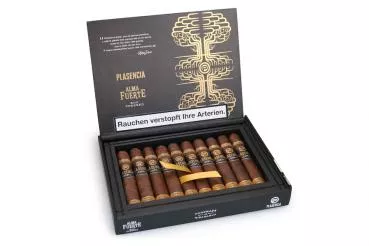 Plasencia Alma Fuerte Robusto Zigarrenkiste offen zehn Zigarren in schwarzer Kiste mit goldener Schrift