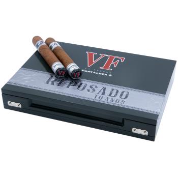 Preview: Vegafina Fortaleza 2 Reposado 10 Anos Zigarrenkiste