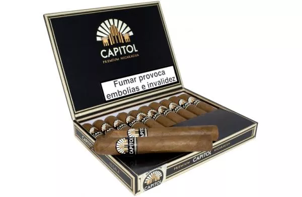 Capitol Gala Zigarrenkiste offen mit Zigarren Aufschrift und Logo