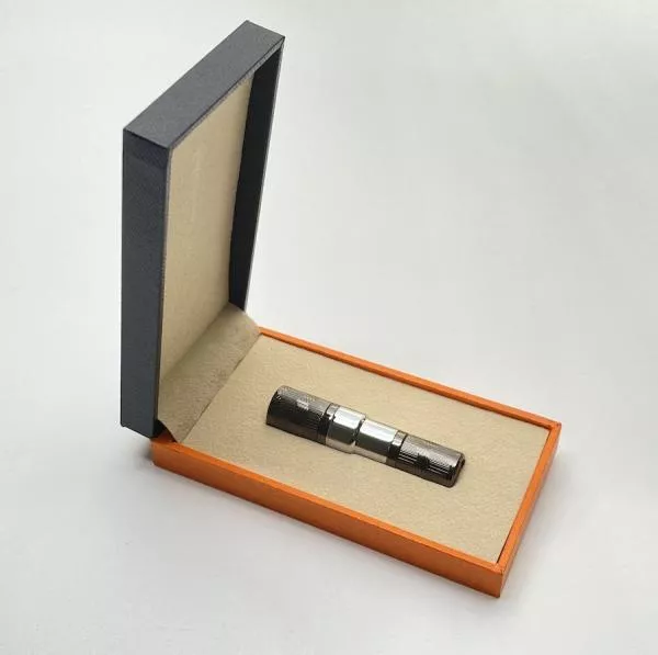 Zigarrenbohrer in Box